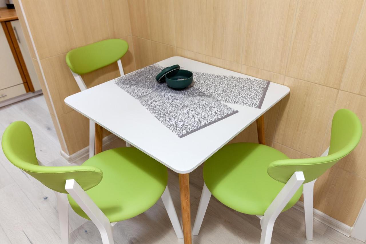 Bv Apartments Green リヴィウ エクステリア 写真