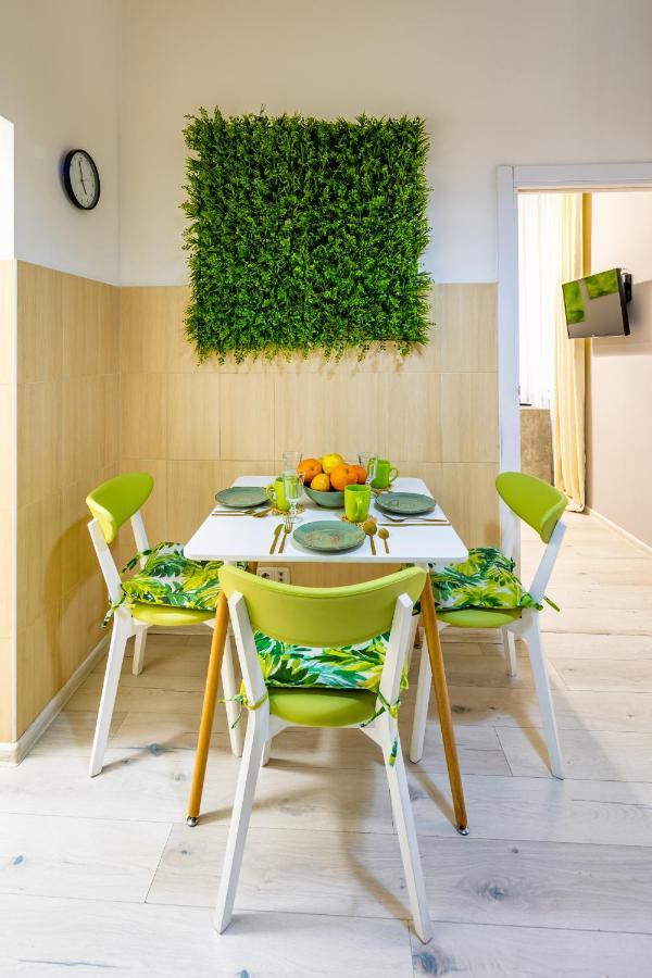 Bv Apartments Green リヴィウ エクステリア 写真
